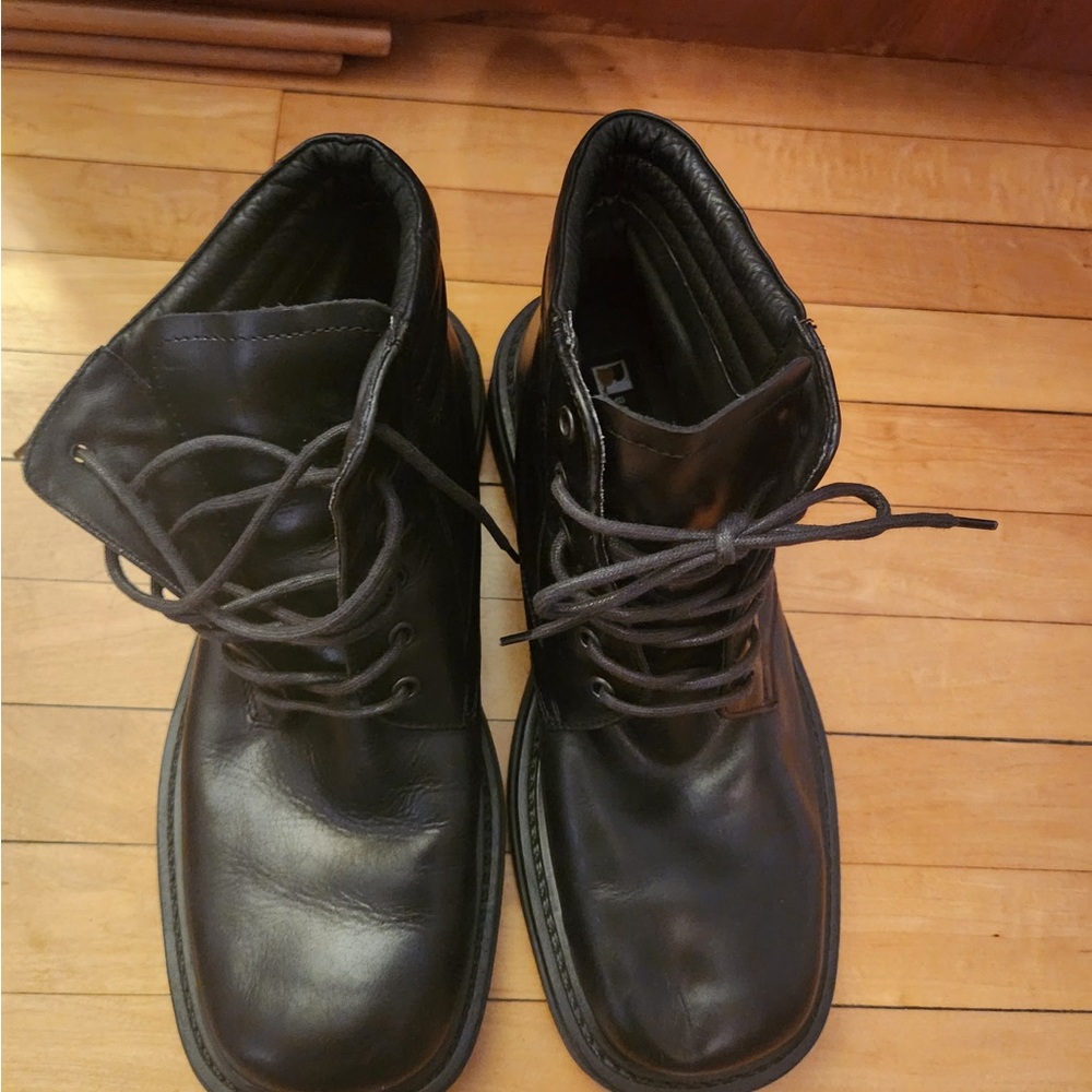 Men's Brown Brand Black Leather Boots Made in Italy - Picture 3 of 9
